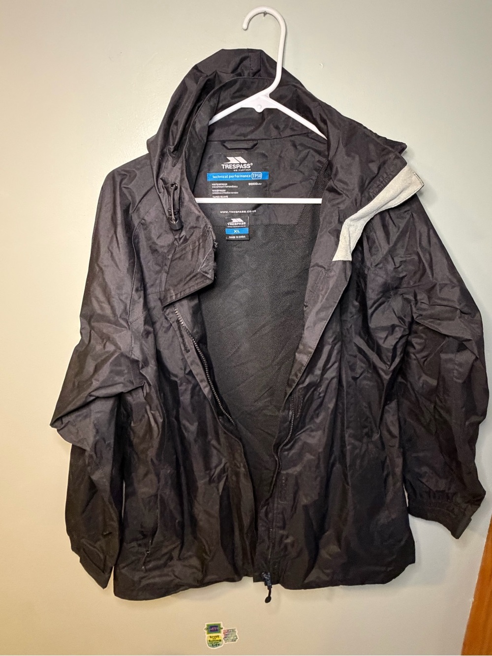 Trespass Black Men's Waterproof Hooded Rain Jacket